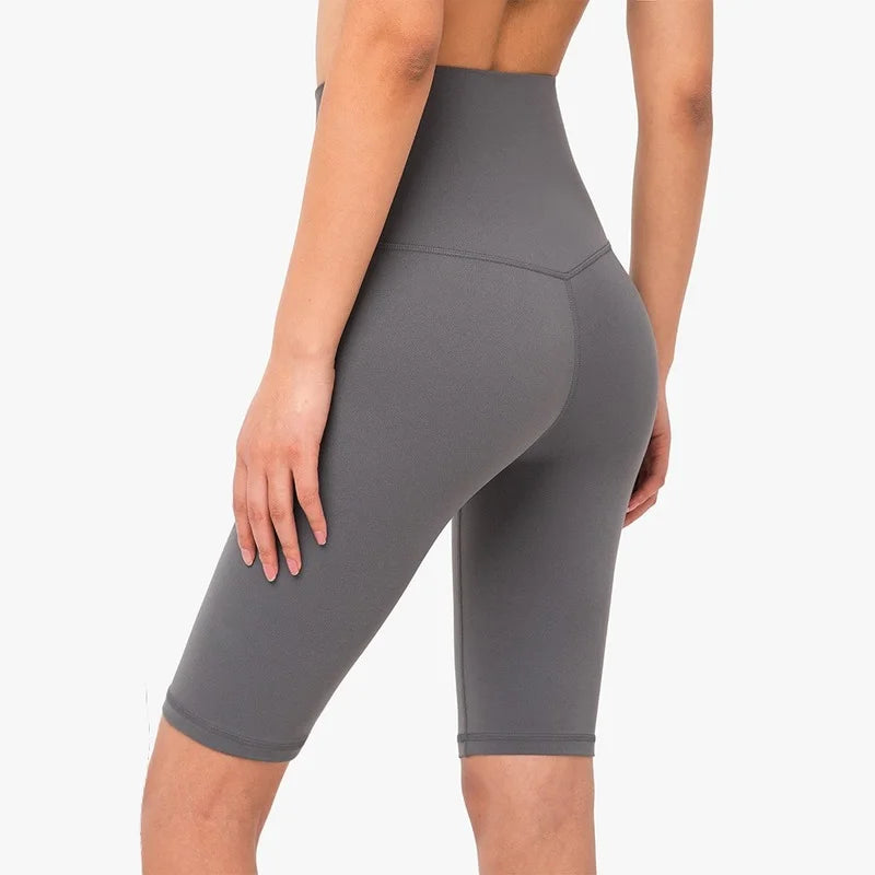 Knee Length Yoga Shorts, Nuls